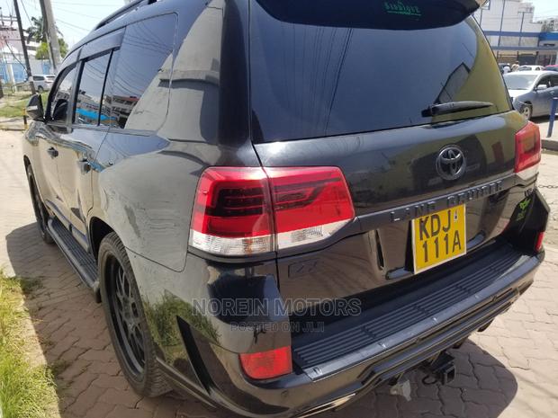 2016 Toyota Land Cruiser 4.5 V8 TD Black
