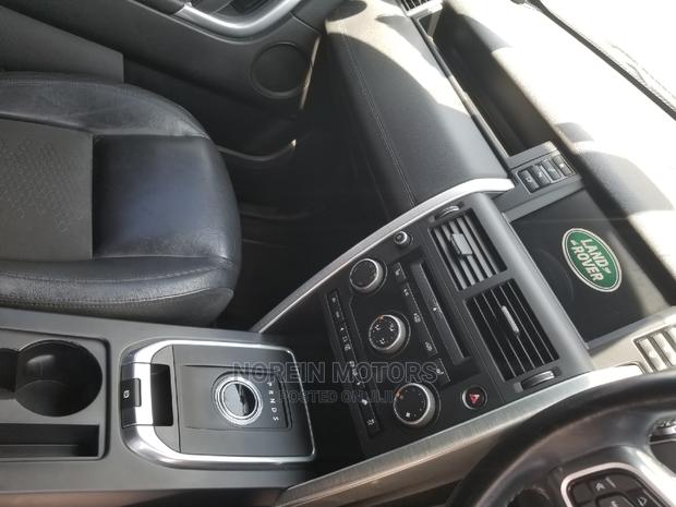 2015 Land Rover Discovery - Gray | Premium SUV for Sale