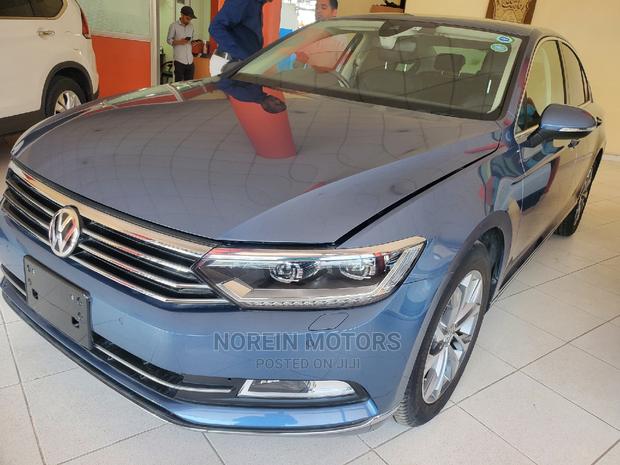 Volkswagen Passat 2015 Blue - Sleek, Stylish, and Reliable