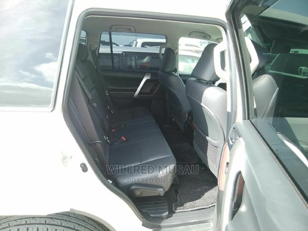 2015 Toyota Land Cruiser Prado White - Pre-owned SUV for Sale