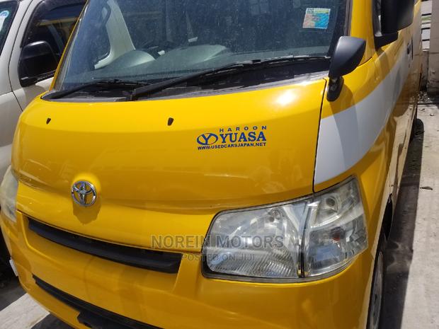 2015 Toyota TownAce in Yellow - Quality Pre-Owned Vehicle