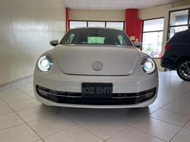 Volkswagen Beetle 2015 Pearl