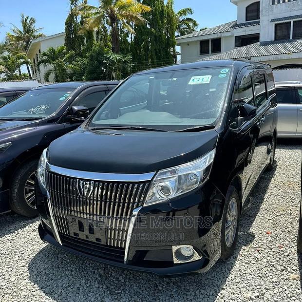 2016 Toyota Esquire in Black - High-End Sedan Available