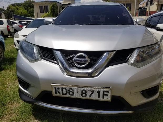 Quality Used 2015 Nissan X-Trail Silver SUV Available