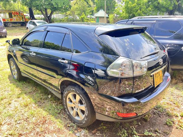 Pre-owned 2012 Toyota Harrier in Black - High-Quality SUV