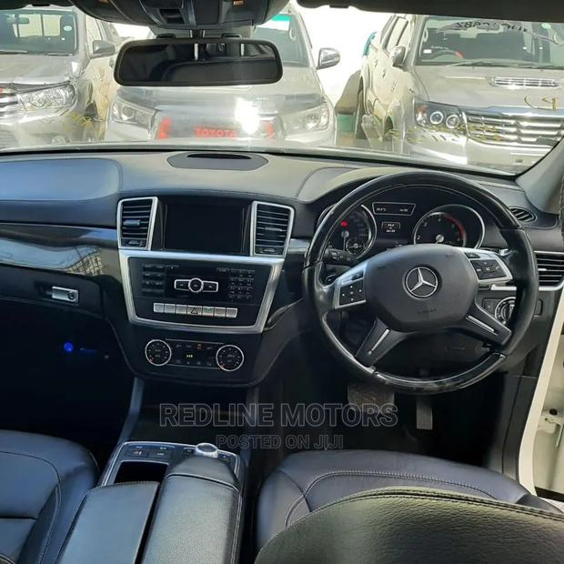 Mercedes-Benz GL-Class 350 BlueTEC 2016 - Luxury SUV in White