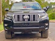 2015 Land Cruiser Black - Premium SUV with Off-Road Capability for sale