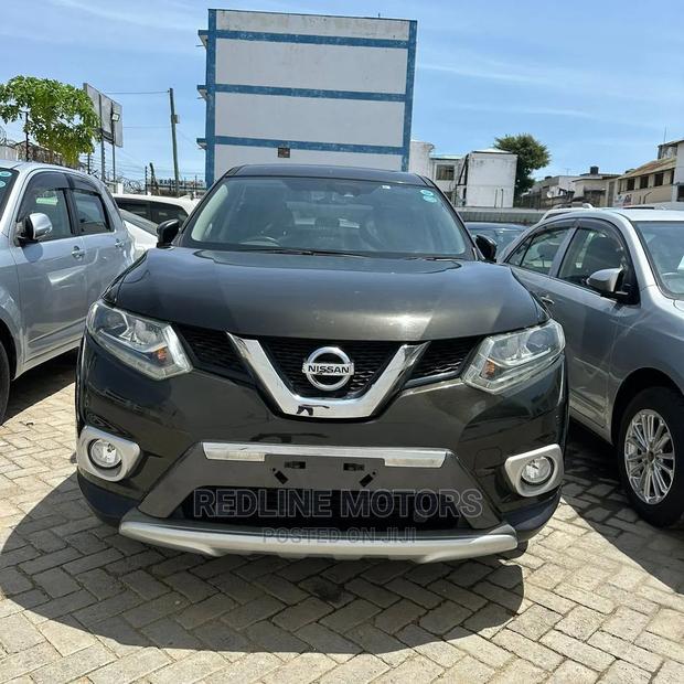 Green 2016 Nissan X-Trail: Adventure in Sustainable Style