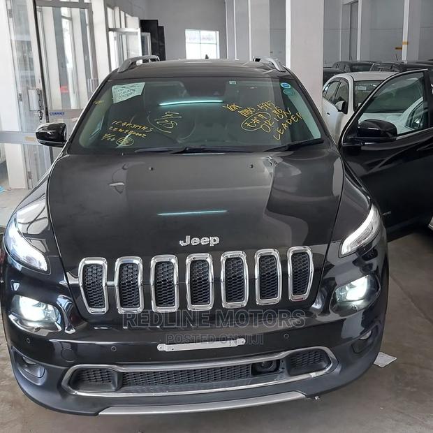 2016 Jeep Grand Cherokee - Black Edition: Power & Style Combined