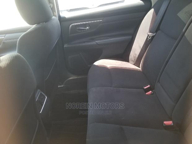 2015 Nissan Teana Black - Sleek Sedan for Sale, One Own