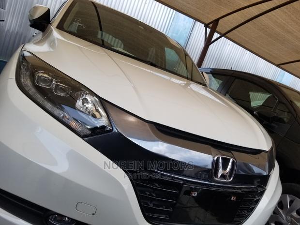 2015 Honda Vezel 1.5 4WD White - Best Used SUV Deals