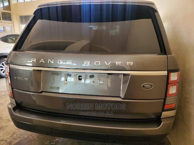 2016 Land Rover Range Rover Vogue Gold - Premium Used SUV Available