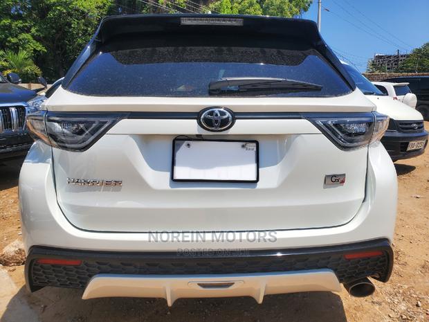 Off-White 2016 Toyota Harrier SUV Up for Grabs