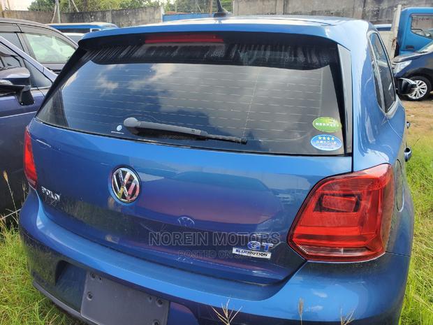Volkswagen Polo 2016 Blue: Stylish & Efficient, Perfect for City Driving