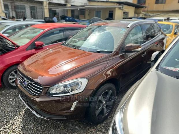 2016 Brown Volvo XC60 SUV - Pre-Owned Vehicle