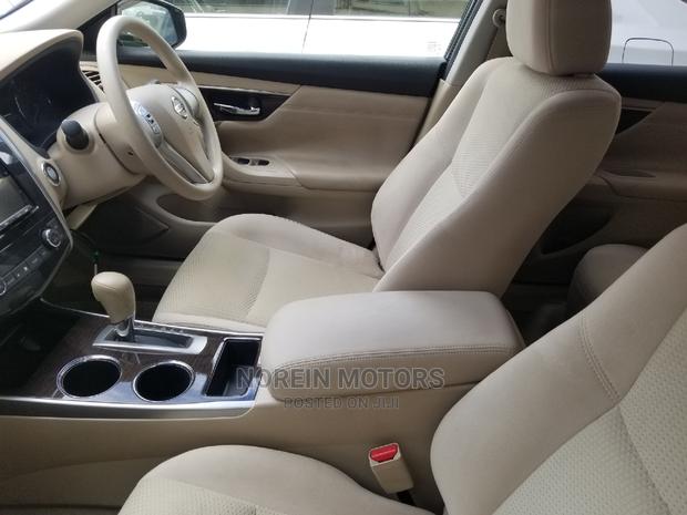 Sleek 2015 Nissan Teana in White - Excellent Condition