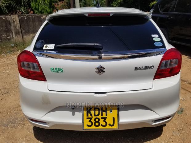 Suzuki Baleno 2014 White - Used Car for Sale