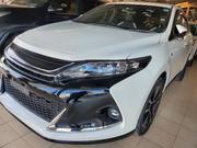 Off-White 2015 Toyota Harrier: Stylish Used SUV for Sale for sale