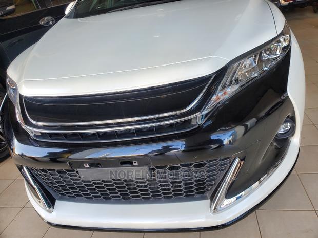 Off-White 2015 Toyota Harrier: Stylish Used SUV for Sale