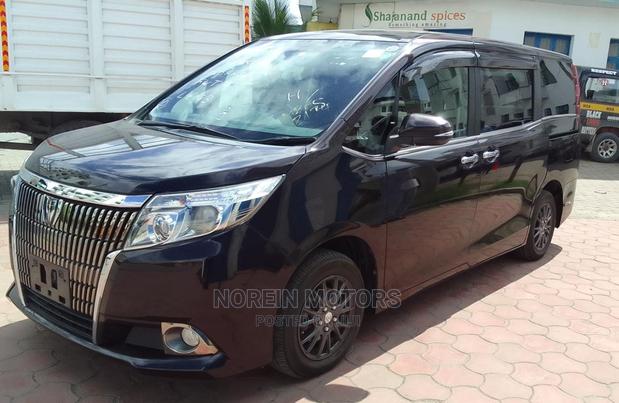 2016 Toyota Esquire in Blue - Stylish Sedan for Sale