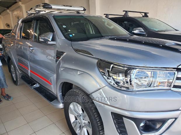 2017 Toyota Hilux Silver: Strong Pickup Truck with a Silver Touch