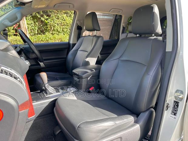 2015 Toyota Land Cruiser Prado 2.8 D-4d in Pearl condition
