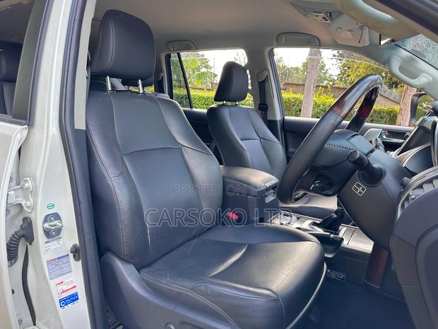 2015 Toyota Land Cruiser Prado 2.8 D-4d in Pearl condition