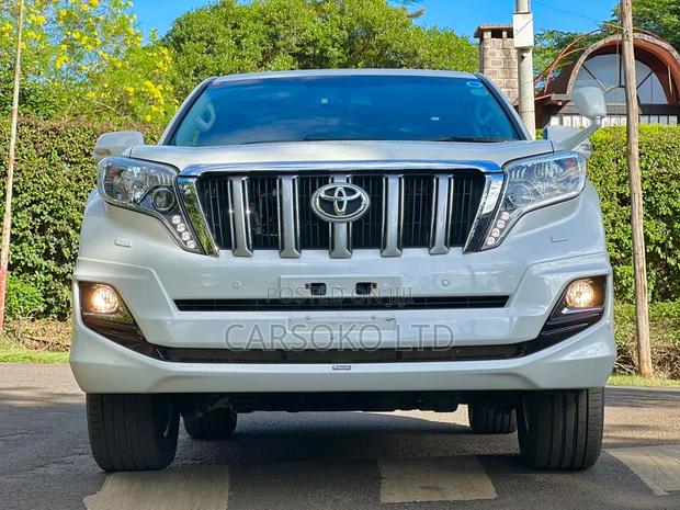 2015 Toyota Land Cruiser Prado 2.8 D-4d in Pearl condition