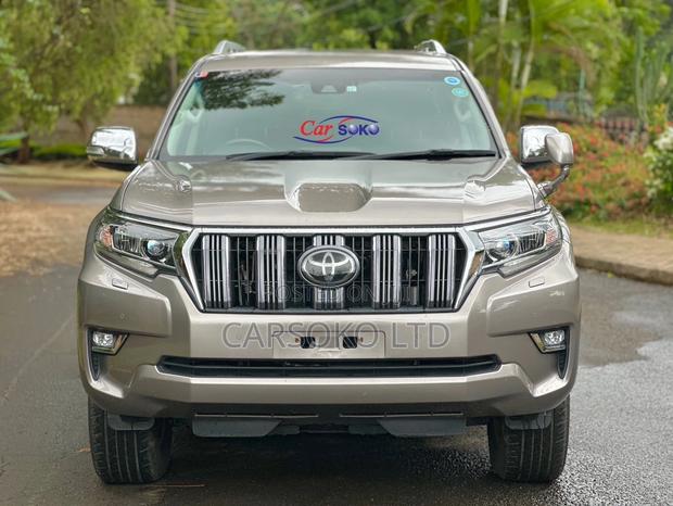 2015 Gray Toyota Land Cruiser Prado 2.8 D-4d - Ready for Adventure