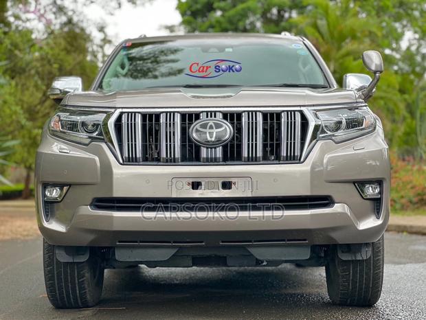 2015 Gray Toyota Land Cruiser Prado 2.8 D-4d - Ready for Adventure