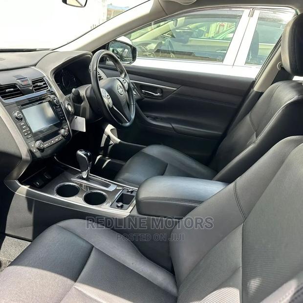 Nissan Teana 2016 Matt Black - Sleek and Stylish