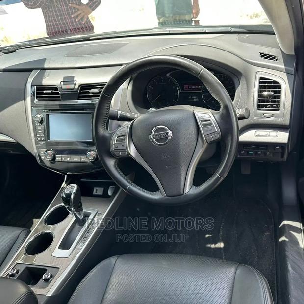 Nissan Teana 2016 Matt Black - Sleek and Stylish