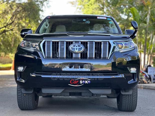 Toyota Land Cruiser Prado 2.8 2018 - Black - Off-Road Package
