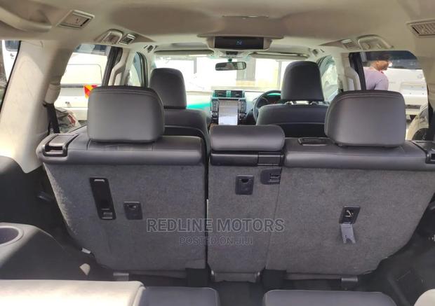 2017 Toyota Land Cruiser Prado 2.8 Silver - Pre-owned Luxury SUV