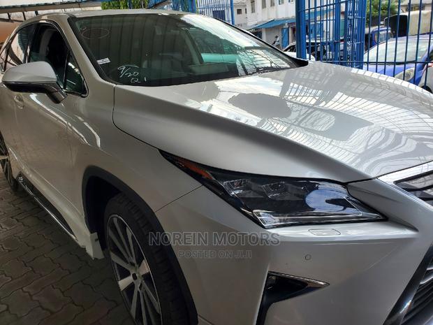 White 2018 Toyota Harrier - Stylish SUV for Purchase