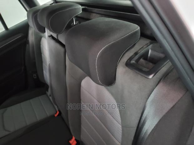Volkswagen Golf 2015 Pearl: Quality Compact Car
