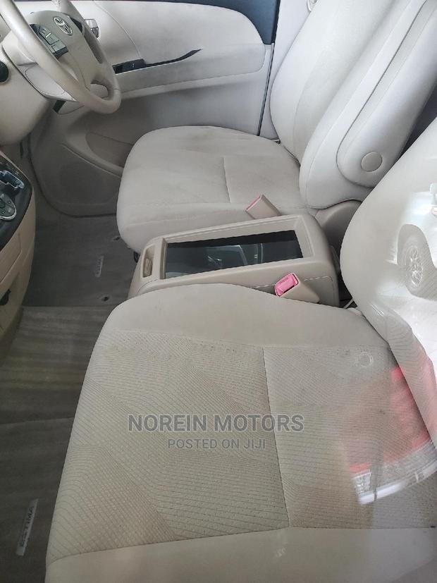 Off-White 2015 Toyota Estima: Premium MPV Available