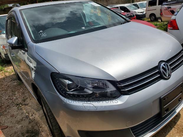 2015 Volkswagen Touran Gray - Used Car for Sale