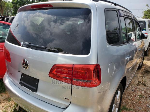 2015 Volkswagen Touran Gray - Used Car for Sale