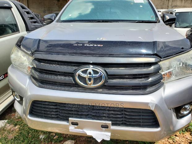 2016 Toyota Hilux Silver - Rugged and Reliable Pickup