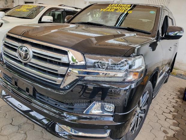 Matt Black 2017 Land Cruiser: Bold Design Meets Superior Performance