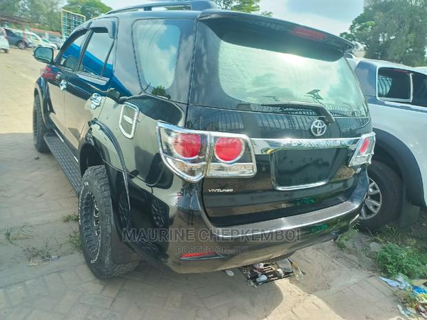 Toyota Fortuner 3.0 D Turbo AWD 2015 Black