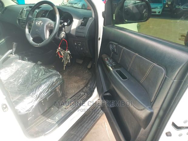 Toyota Fortuner 2.7 AWD 2015 White