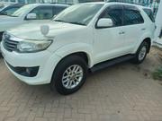 Toyota Fortuner 2.7 AWD 2015 White for sale
