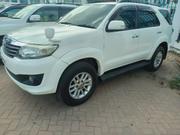 Toyota Fortuner 2.7 AWD 2015 White for sale