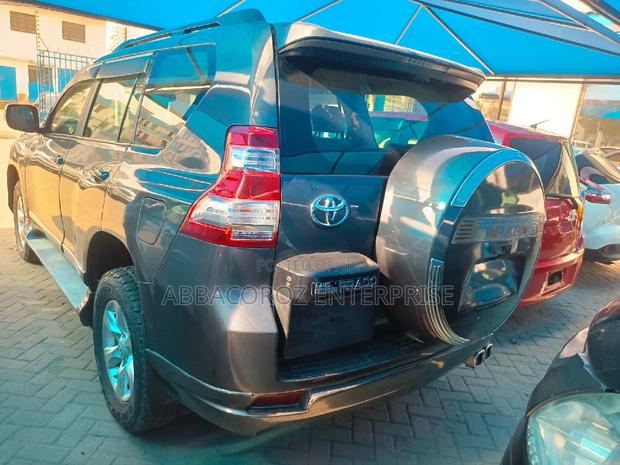 Toyota Land Cruiser Prado 3.0 D-4d (190 Hp) 7 Seats 2015 Gray