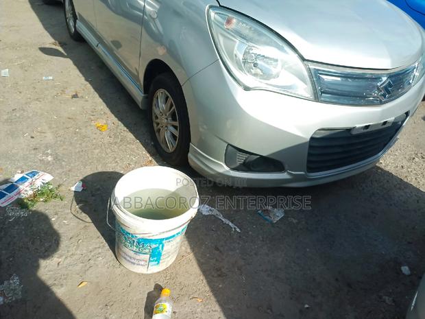 Suzuki Solio 2015 Silver
