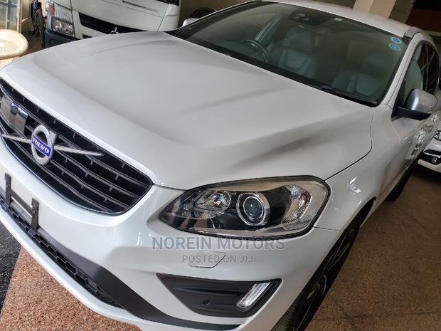 Off White Volvo XC60 2016 - Premium Used SUV Available