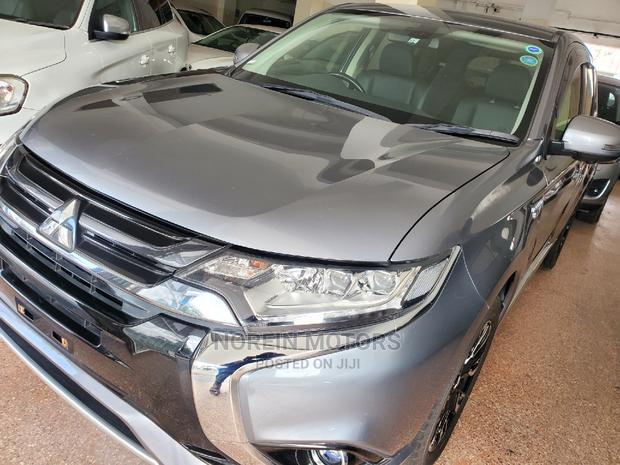 2016 Gray Mitsubishi Outlander SUV - Used Car Listing