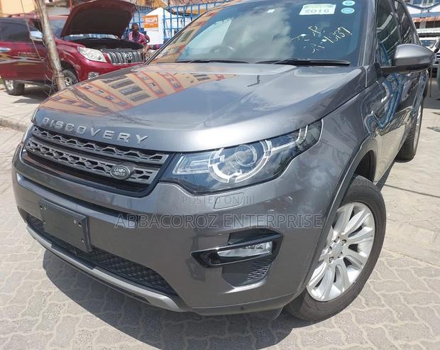 Land Rover Discovery 2016 Gray
